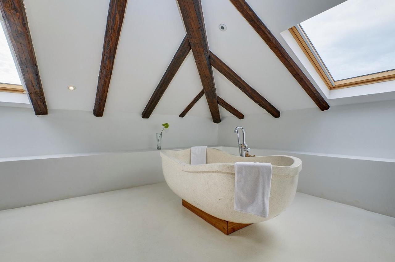 Dolphin Suites Veli Losinj Exterior photo