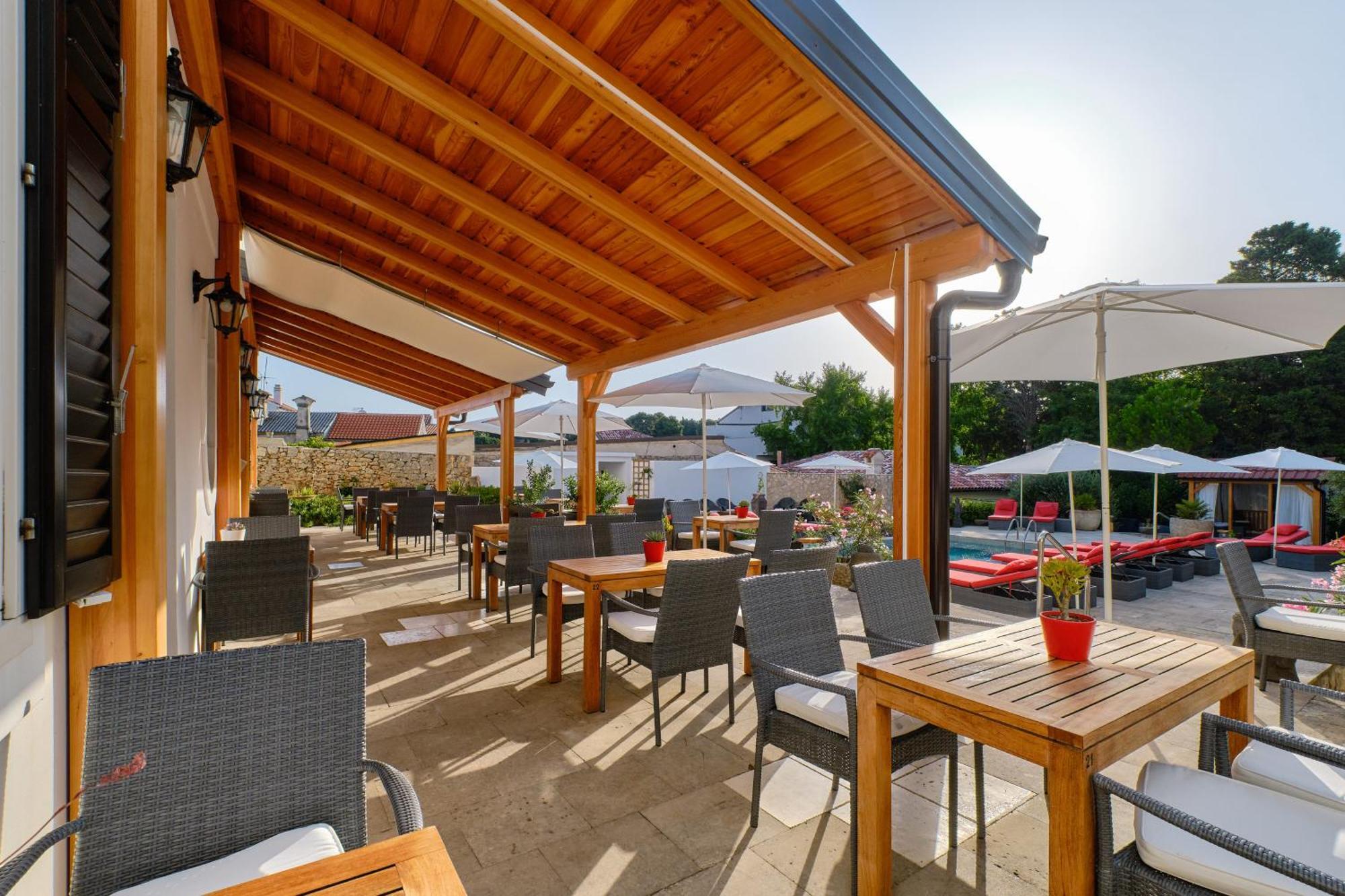 Dolphin Suites Veli Losinj Exterior photo