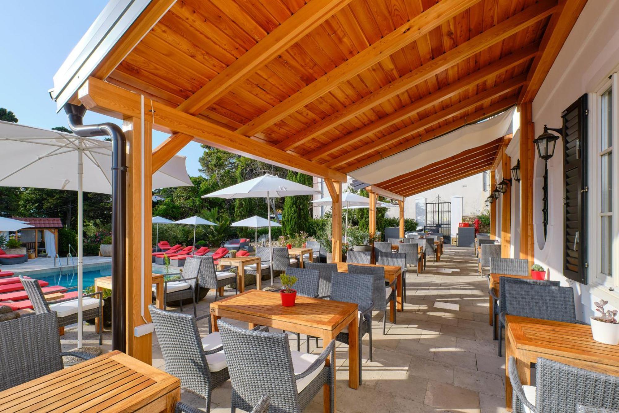 Dolphin Suites Veli Losinj Exterior photo
